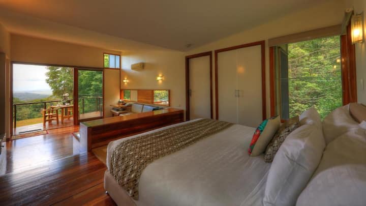 Horizon Meadow Cottage In Montville - Montville