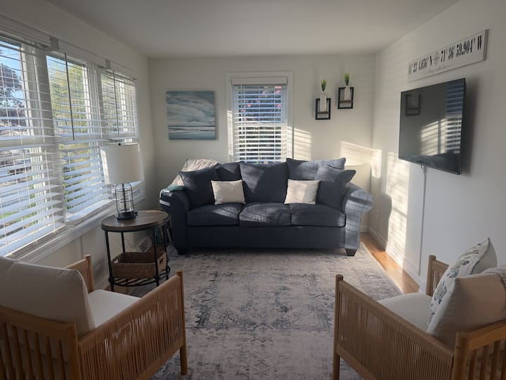 Coastal Beach Cottage | Beach Passes • Fire Pit - Charlestown, RI