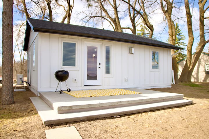 The Cozy Beach Cabin - Dent
