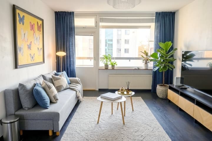 Luxury Nordic Stay In Helsinki | Pool, Gym & Sauna - Helsinki
