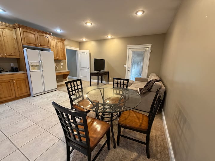Apartment 1 Bedroom - Lehi, UT