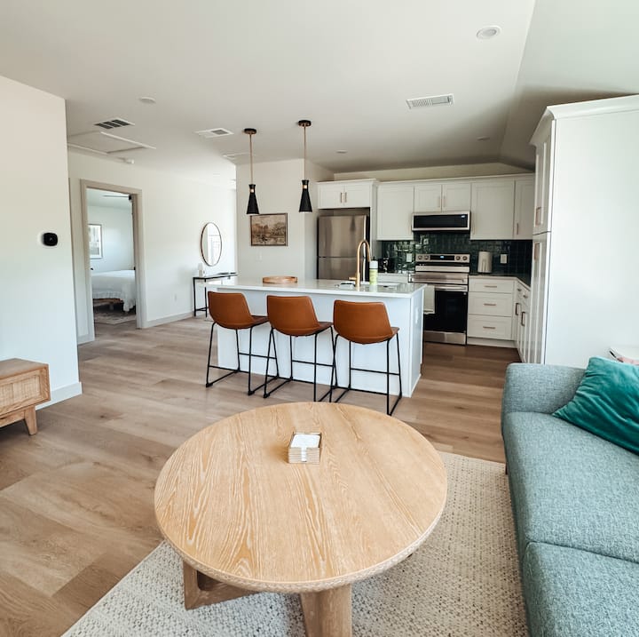 Stylish Apartment In Cole - Denver, CO