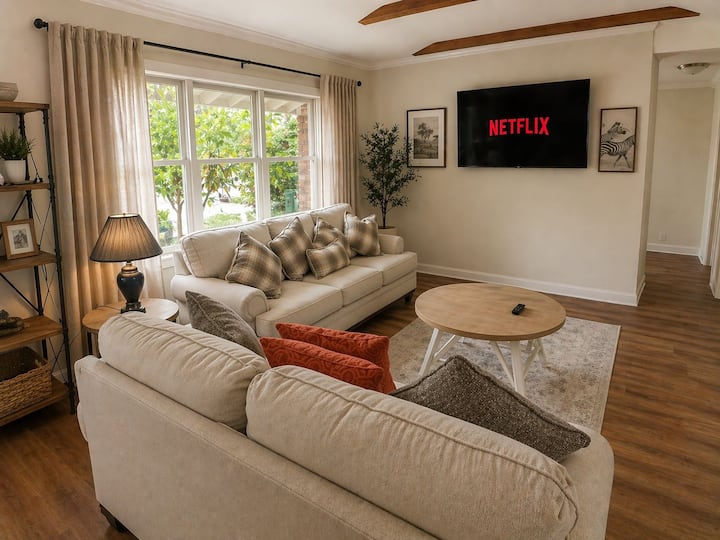 Escape To Forest Serenity In The Heart Of Pebble - Carmel-by-the-Sea, CA