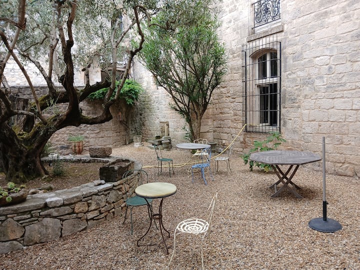 Location - Vallon-Pont-d'Arc