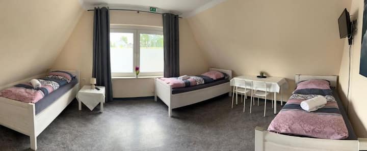 Dreibettzimmer In Bünde (Carl-diem Str.) - Bünde