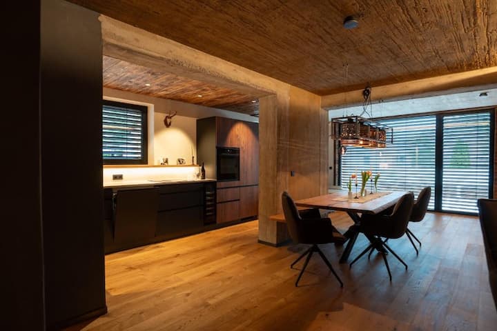Lodge Groß - Cozy Appartement For Up To 4 Guests - Berwang