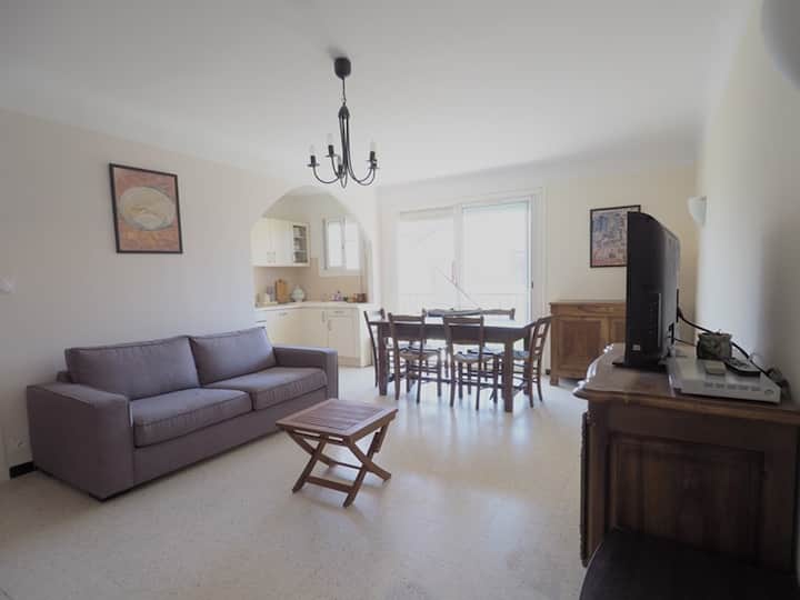 Charmant Appartement Centre-ville - 6 Pers. - Le Grau-du-Roi