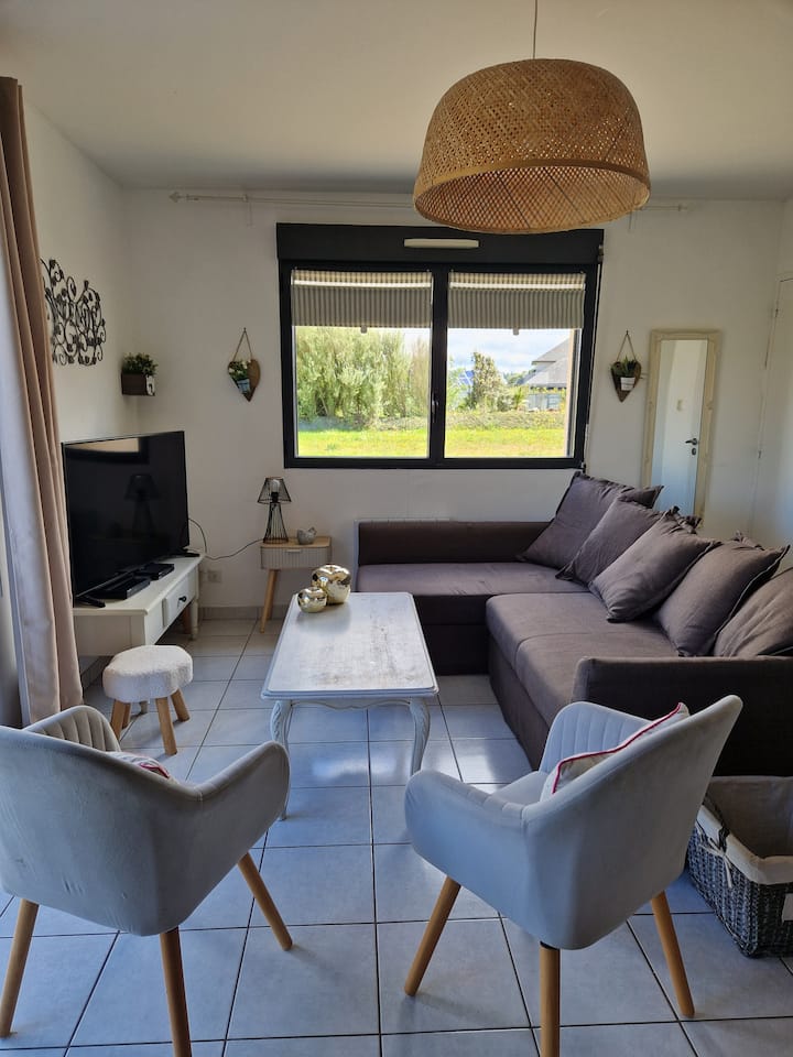 Maison à
  100 Mètres De La Mer
6 Personnes - Kerlouan