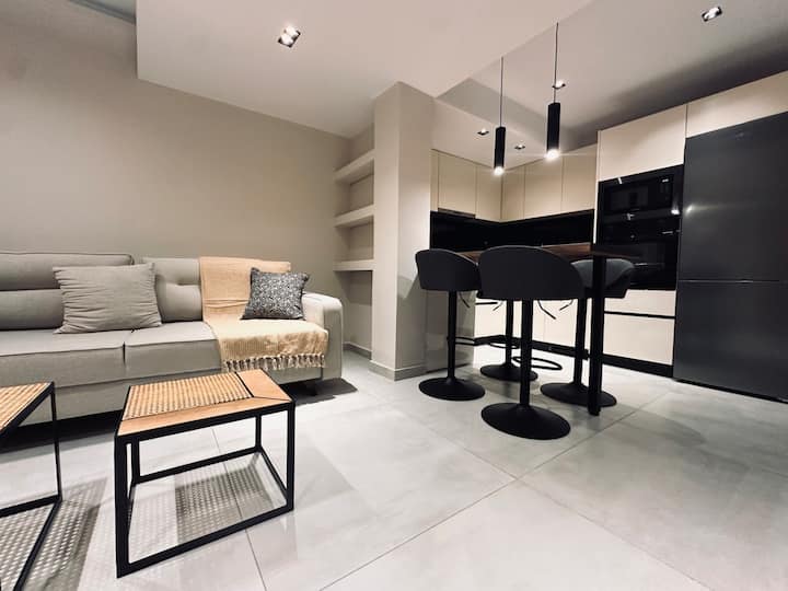 Little Lux Suite - Cozy Central Escape - Zakynthos