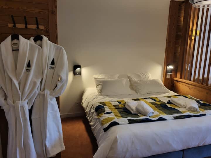 Le Gîte Des Cimes - 16 Pers - Vallée De L'ubaye - Jausiers