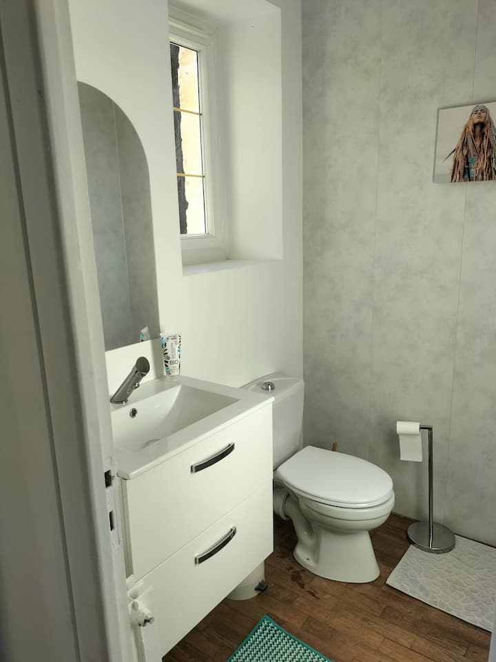 Dhomë gjumi 2