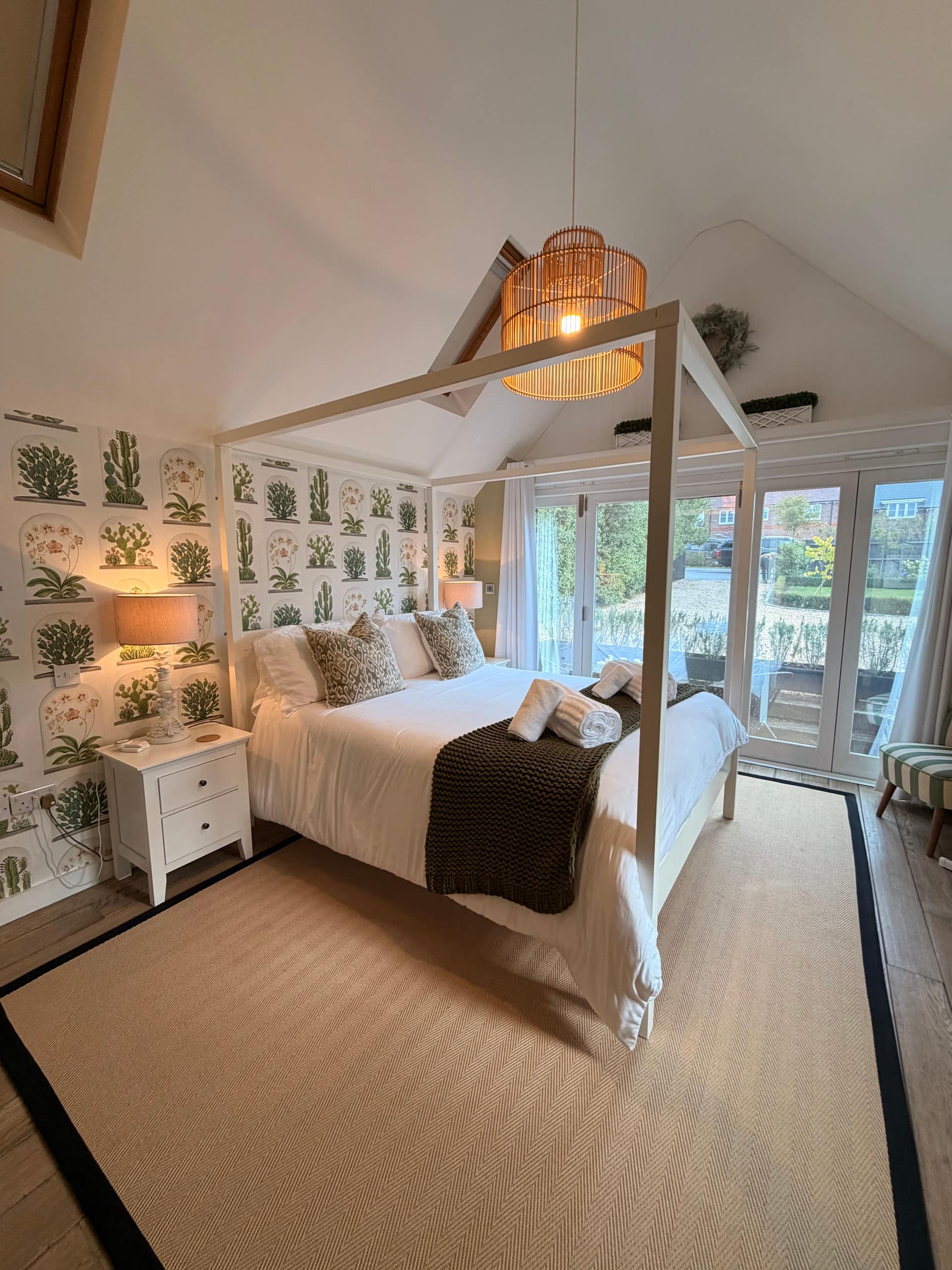 The Lodge Dinton - Business & Couples Retreat