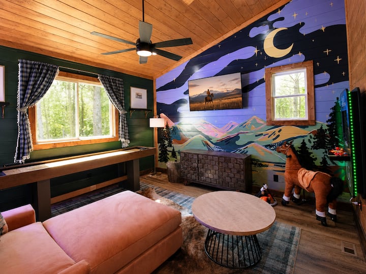 Secluded Wellness Cabin | Pool, Sauna, Cold Plunge - Broken Bow, OK