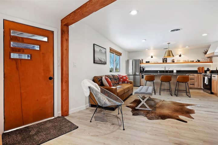 Rock Creek Canyon | 3br, Hot Tubs, Sauna, Fire Pit - Twin Falls, ID