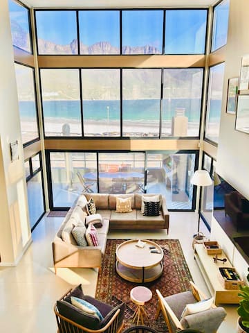 Baynest Villa Hout Bay 6 sleeper – backup power