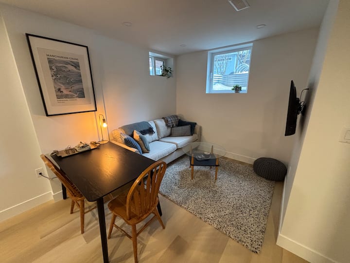 The New Linsmore Apartment - Toronto