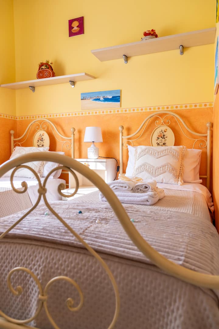 Le Perle Rooms Vicino Metro E Mare - Capaci