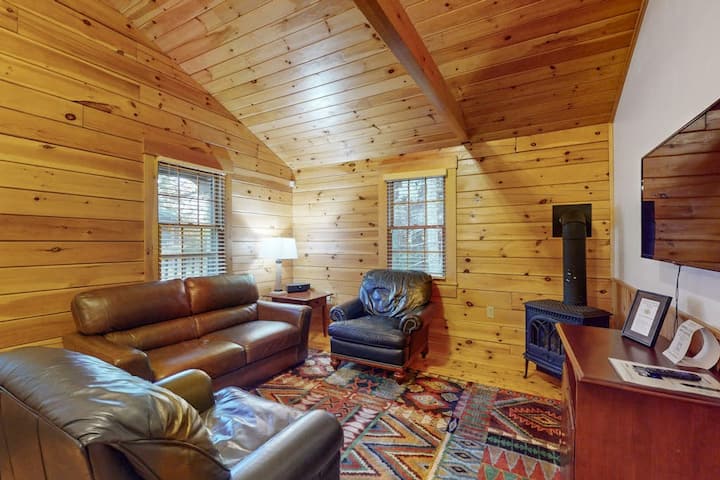 Cozy 2br Cabin W/kitchen, Firepit & Trails - Warren Island State Park, Islesboro
