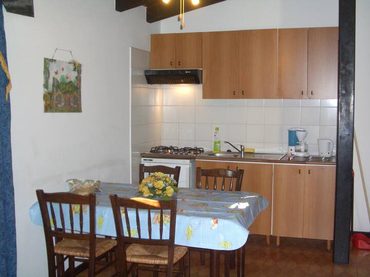 Villa Idro (Apartment D) — Pool — Lake Idro - Bondone