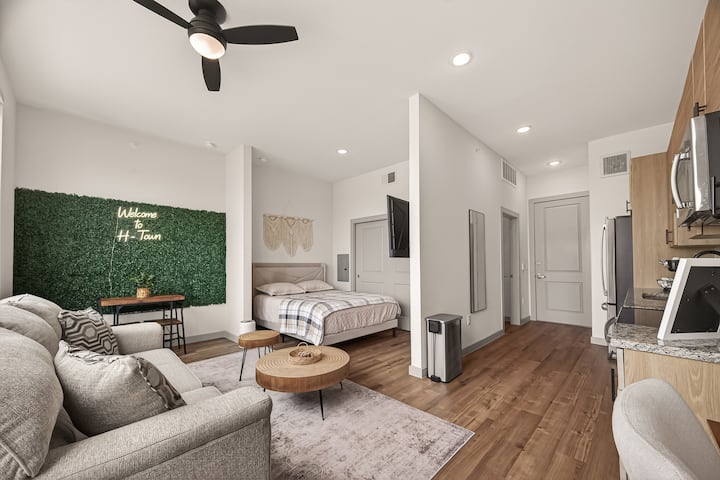 Cozy Hideaway Apartment In Houston - Houston, TX