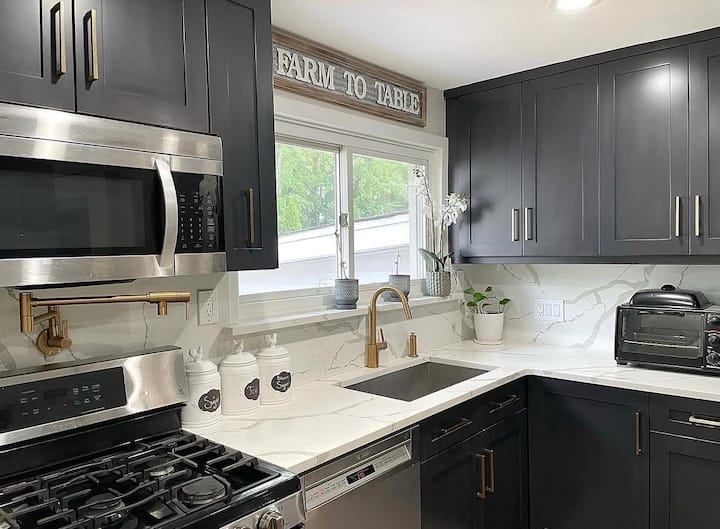 Elegant Home 15 Mins From Metlife, W Amenities! - Paterson, NJ