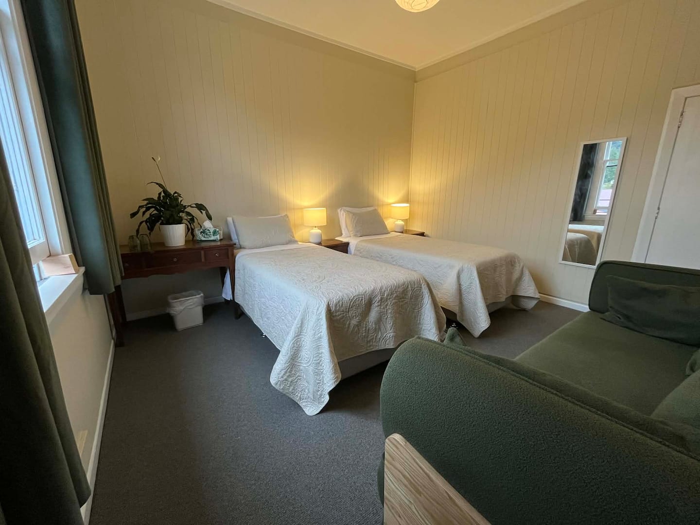 Charming Old Restored Hotel With Modern Comforts. 5