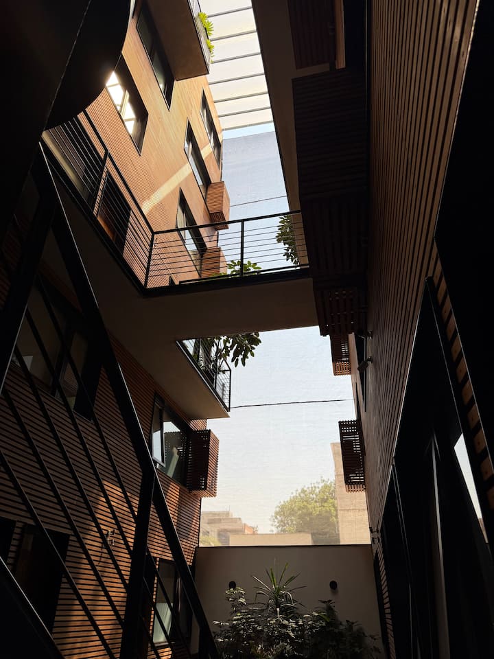 Sample Website Simple One Room with Private Bathroom in a Fantastic Location - Apartments for ...