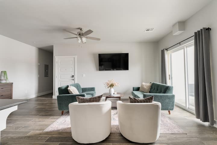 E201/301: 6br By Uco|4 King+ Private Bath Every Br - Edmond, OK
