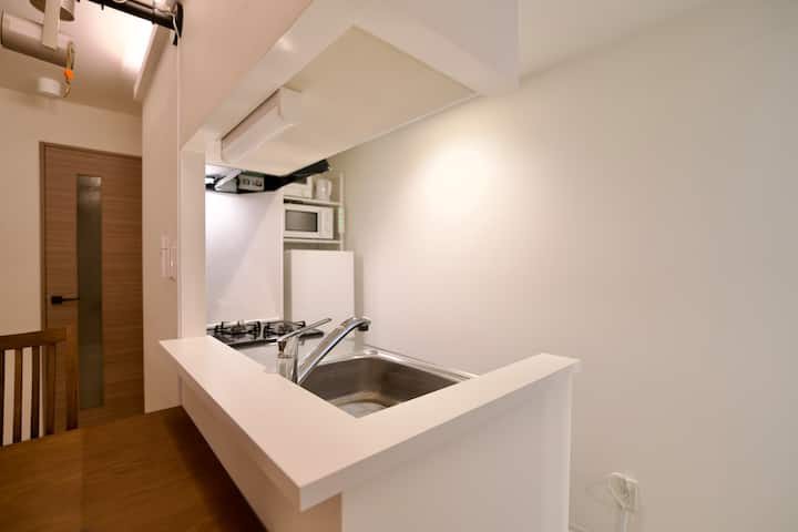 駅から徒歩5分 / 和モダンのお部屋 / グランドサクセス北6条 105号室 - Sapporo