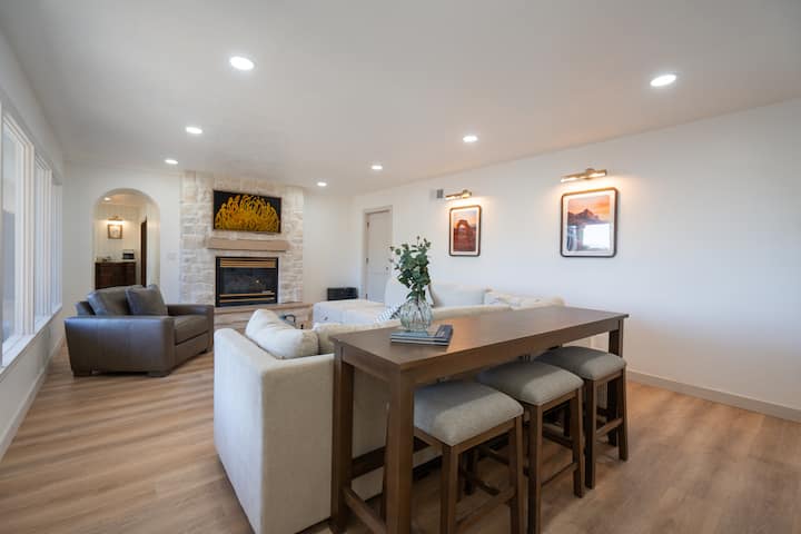 Mountain Luxury Retreat - Provo