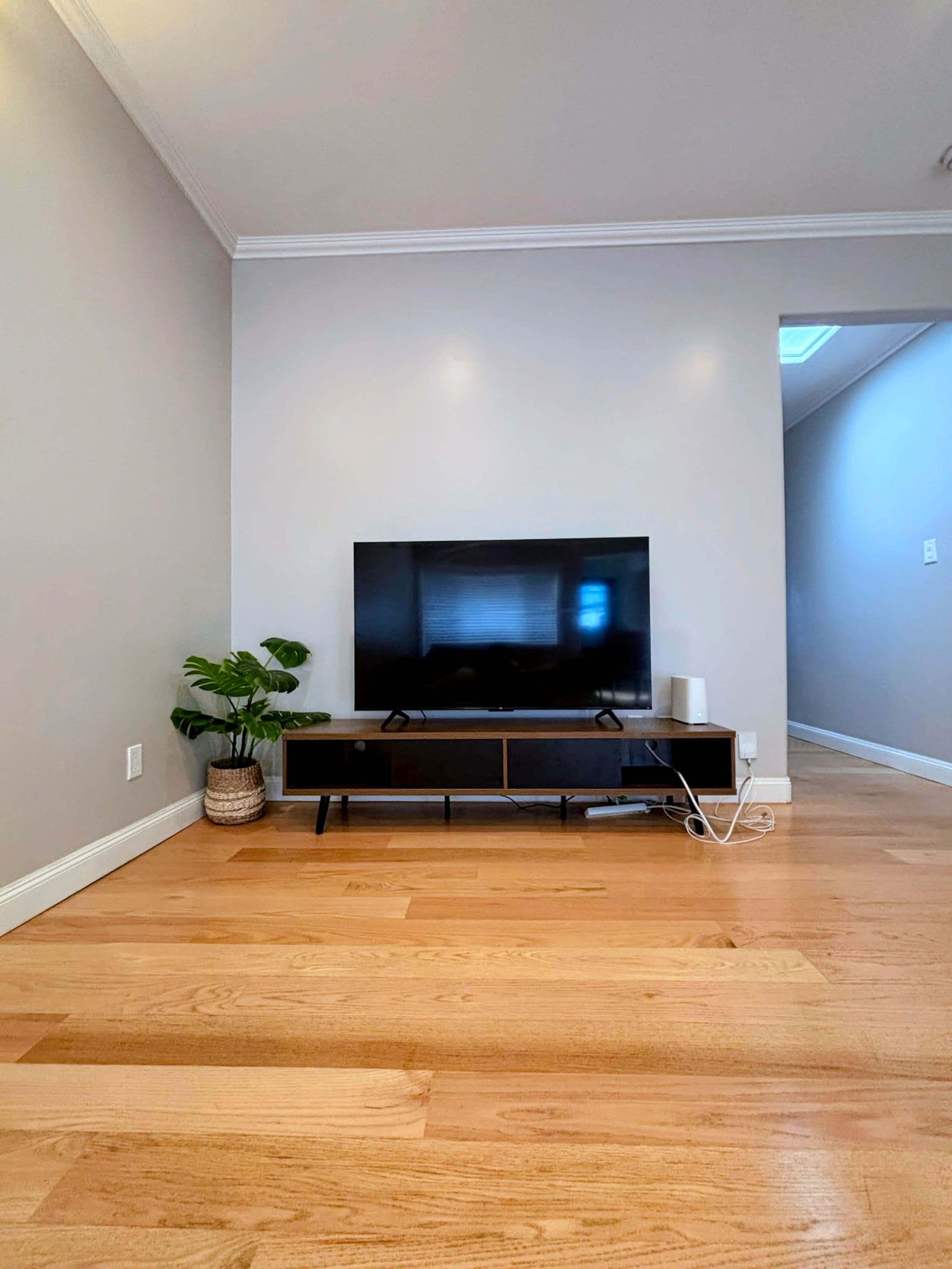 Guesthouse in San Francisco · ★4.83 · 3 bedrooms · 4 beds · 3 baths - Image 2