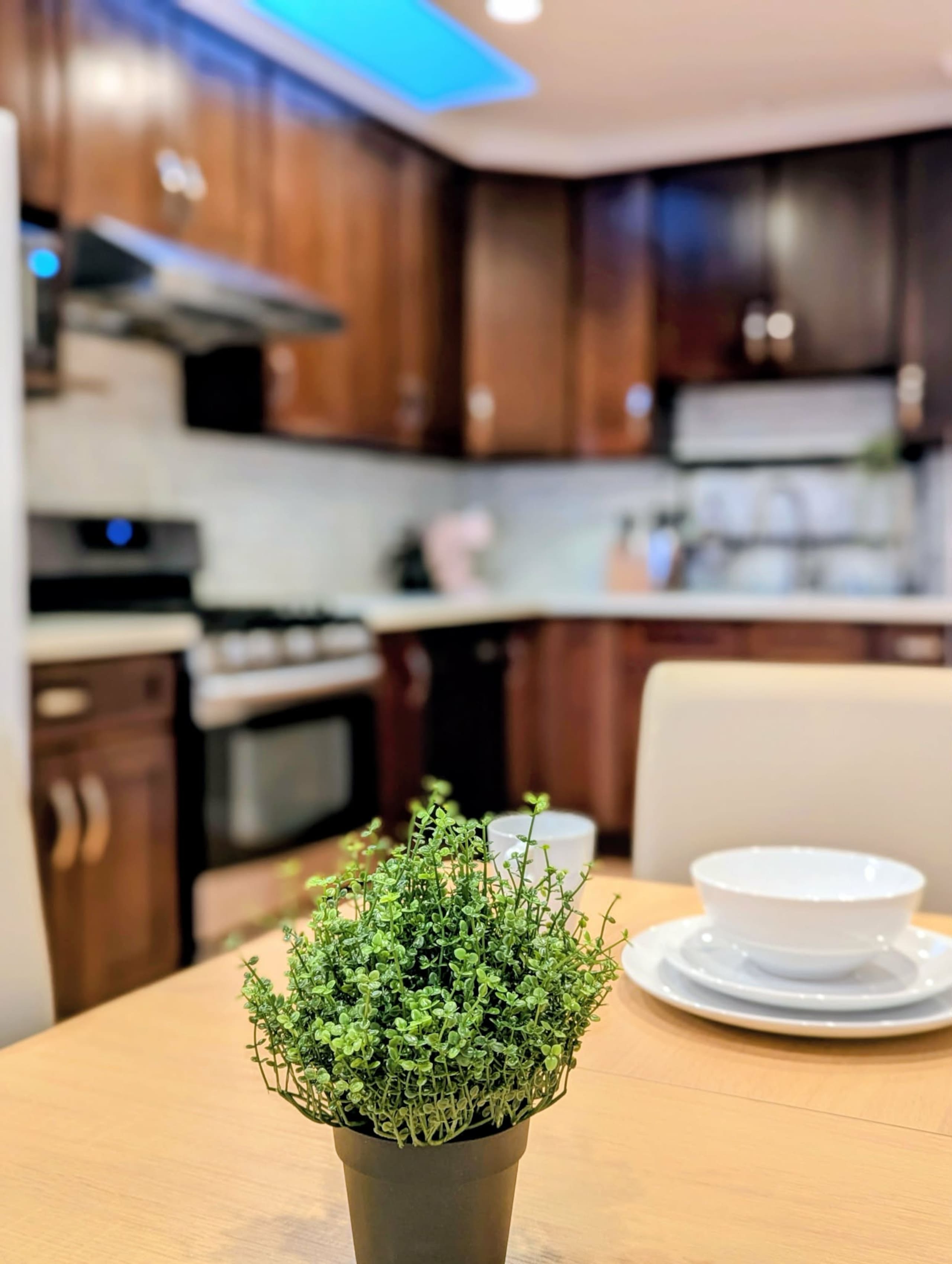 Guesthouse in San Francisco · ★4.83 · 3 bedrooms · 4 beds · 3 baths - Image 8