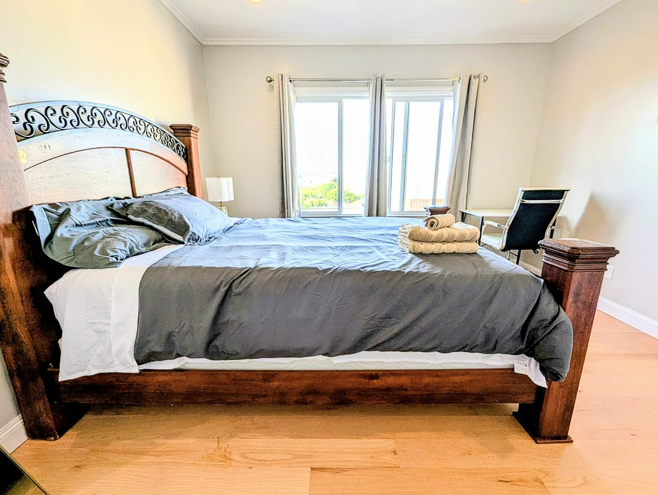 Guesthouse in San Francisco · ★4.83 · 3 bedrooms · 4 beds · 3 baths - Image 14