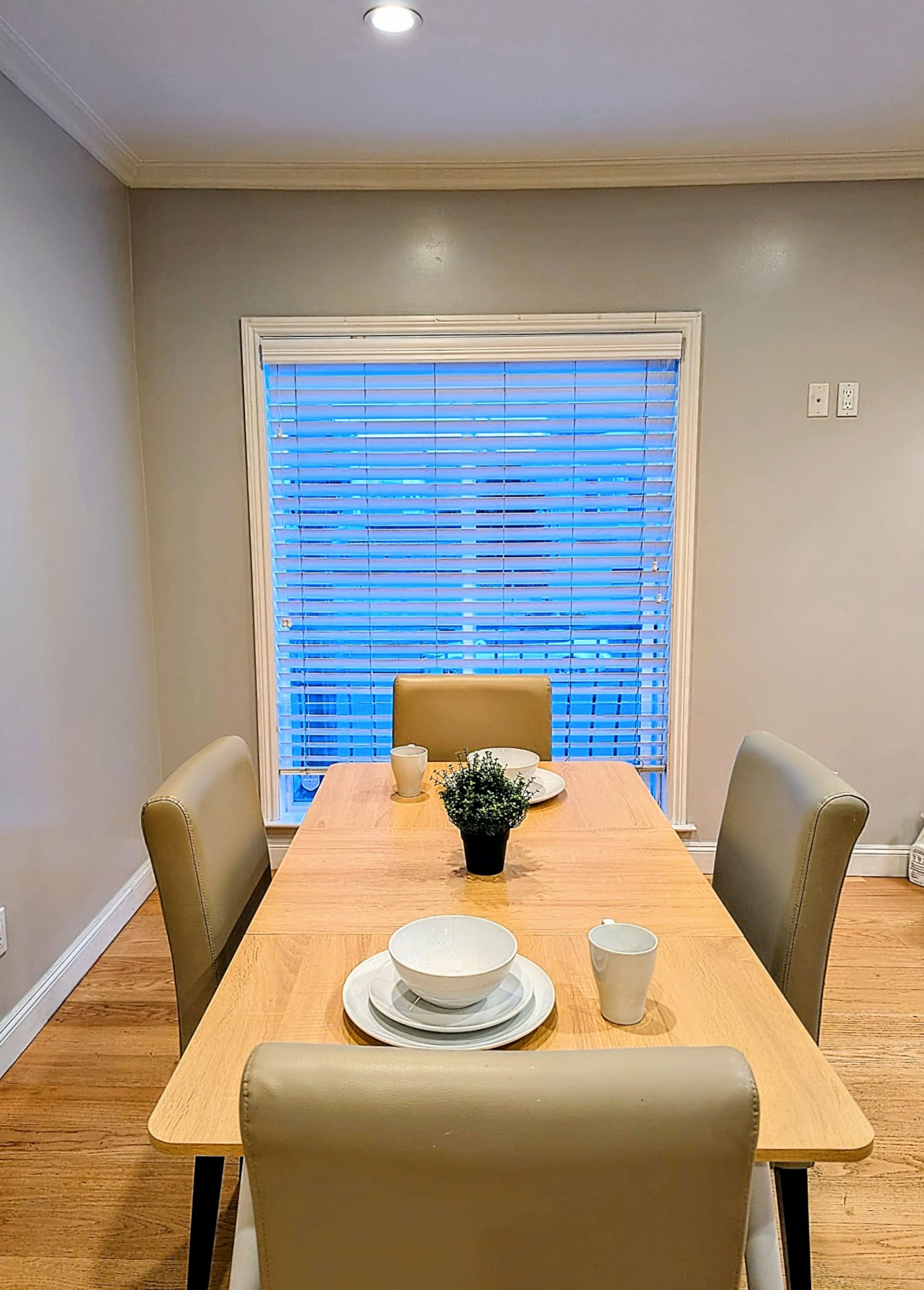 Guesthouse in San Francisco · ★4.83 · 3 bedrooms · 4 beds · 3 baths - Image 9