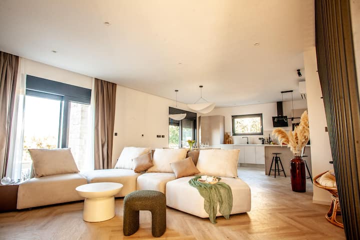 Brand New 2026- Villa Orkula Rab With Heated Pool - Rab, Hırvatistan