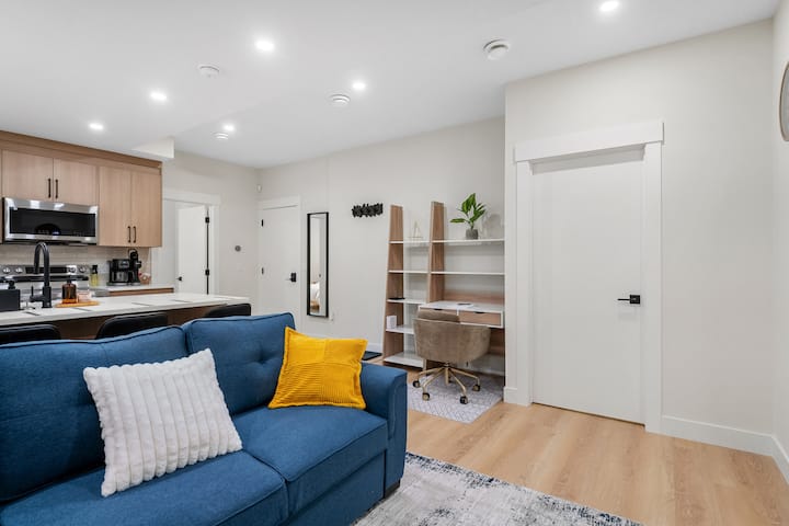 New Basement Suite Mount Pleasant | Private Entry - Calgary