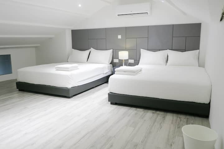 Central Cozy 2qb Room/wifi @ Somerset/orchard Area - Singapore