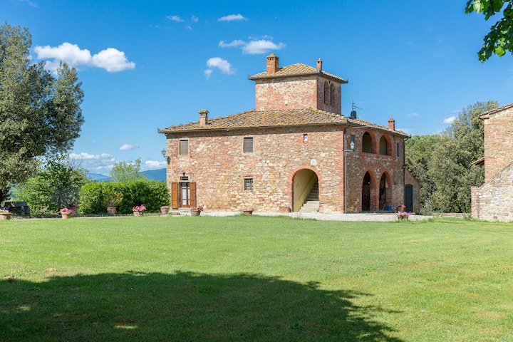 Casale Le Rondini With A Swimming Pool And Private - Sinalunga