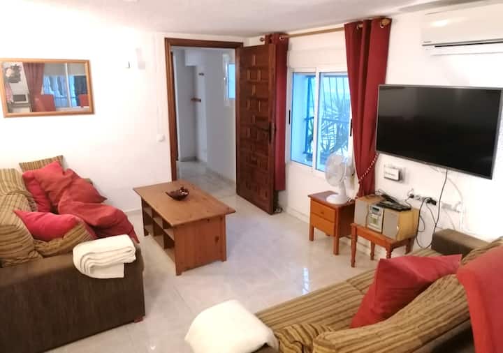 Detached Villa & Private Pool For Large Families - Torrevieja