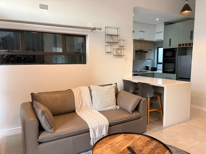 Canvas Loft 3 - Zimbabwe