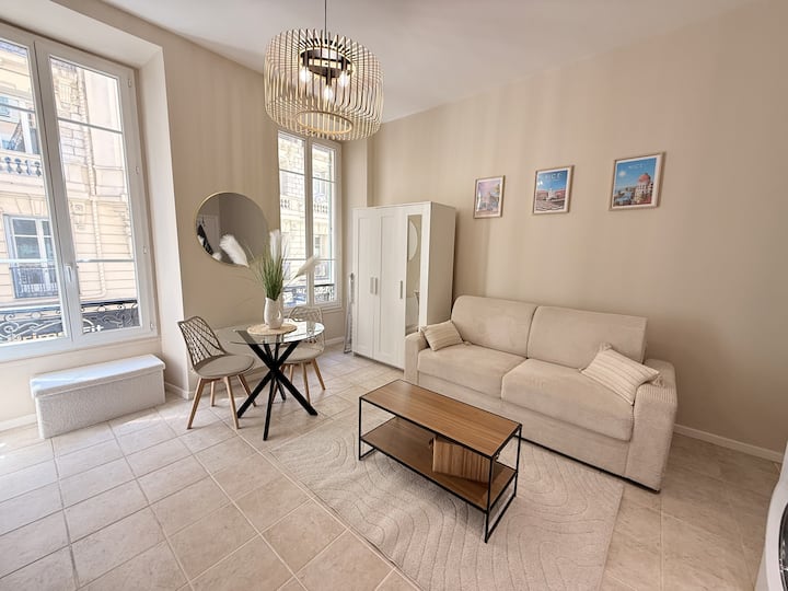 Studio Lumineux à 2min De La Promenade Des Anglais
