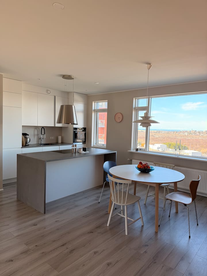 Family-friendly And Modern Garðabaer Home - Reikiavik