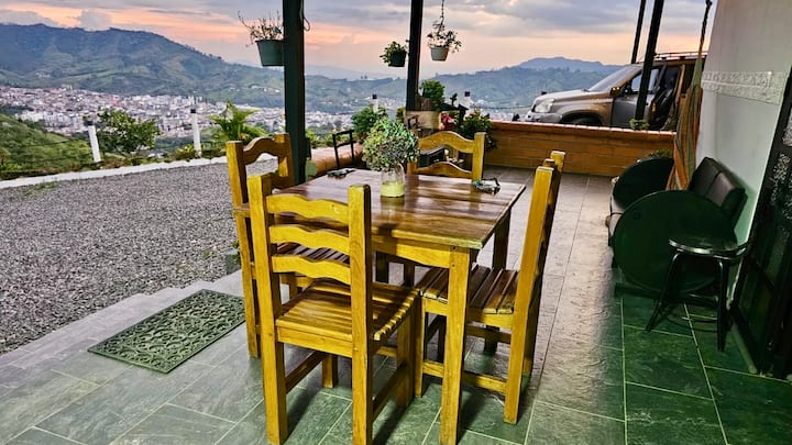 Hospedaje En Finca Cafetera A 10 Min De Santa Rosa - 