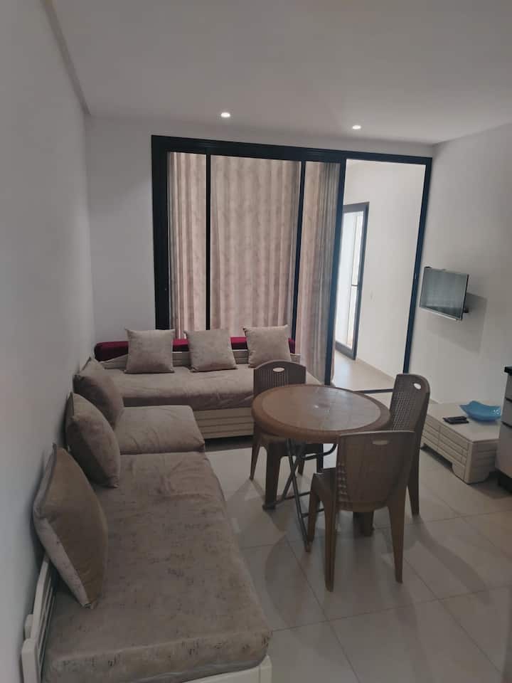 C21
Escaped De Luxe - Monastir