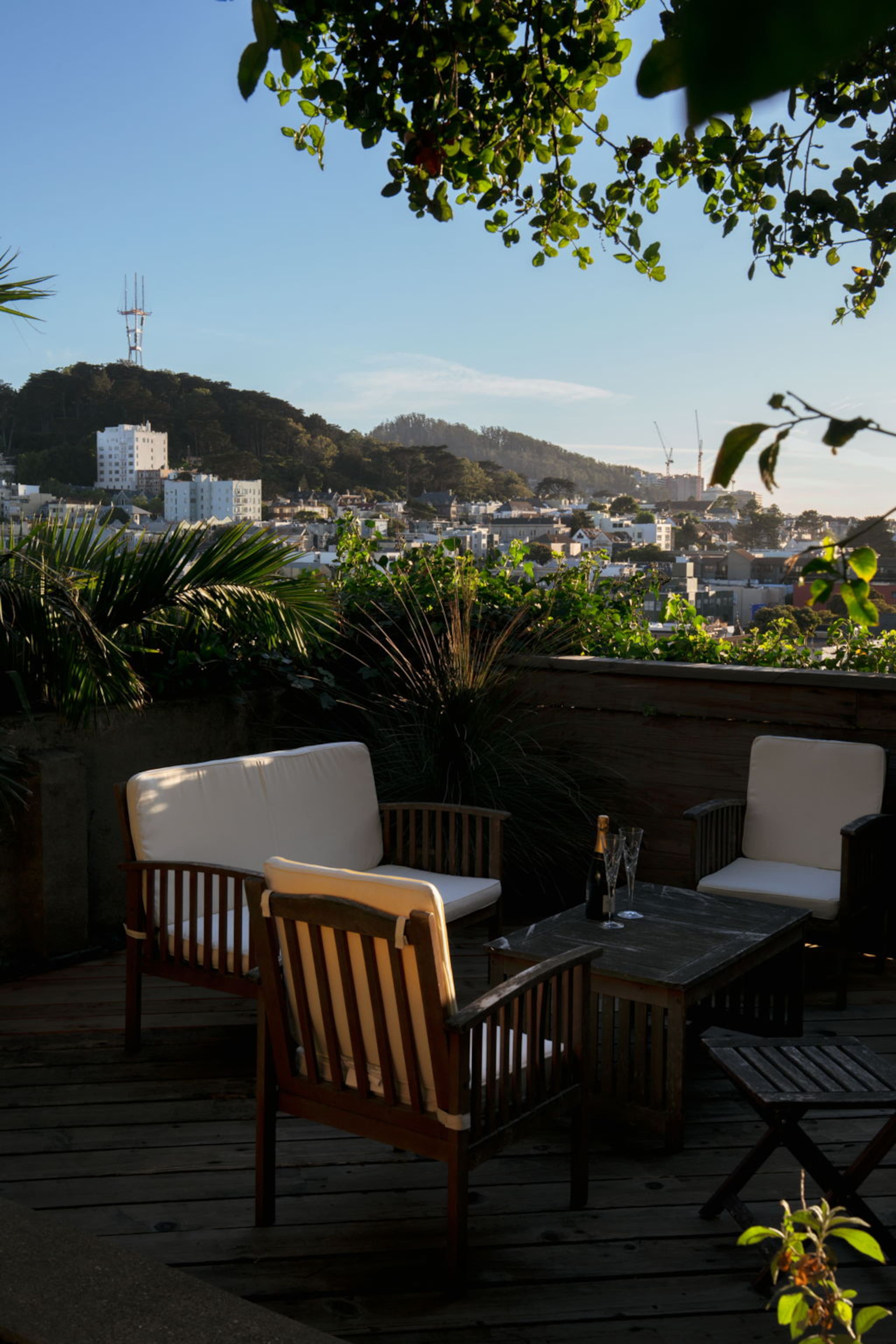 Home in San Francisco · ★5.0 · 4 bedrooms · 5 beds · 3 baths - Image 19