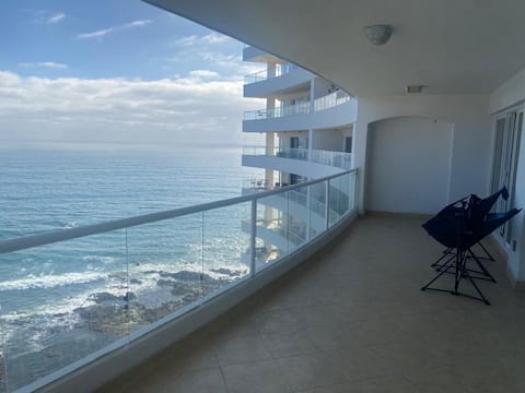 Relax & Unwind Beachfront Condo