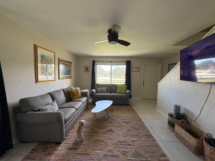 Tropical Escape By The State Park/beach Entrance - Fort Pierce, FL