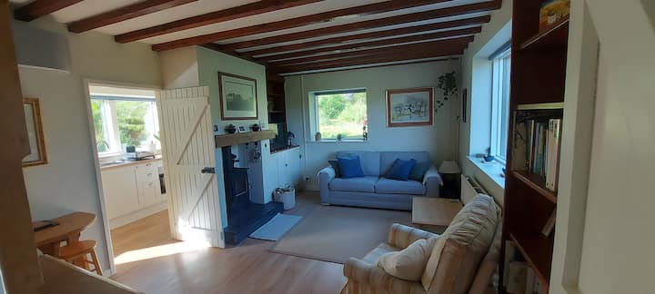 17-acre Wildlife Haven: Private 1-bed Annex - Rhayader