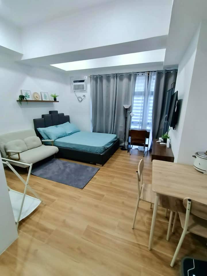 Furnished Condo In Cebu City Near It Park - Philippines
