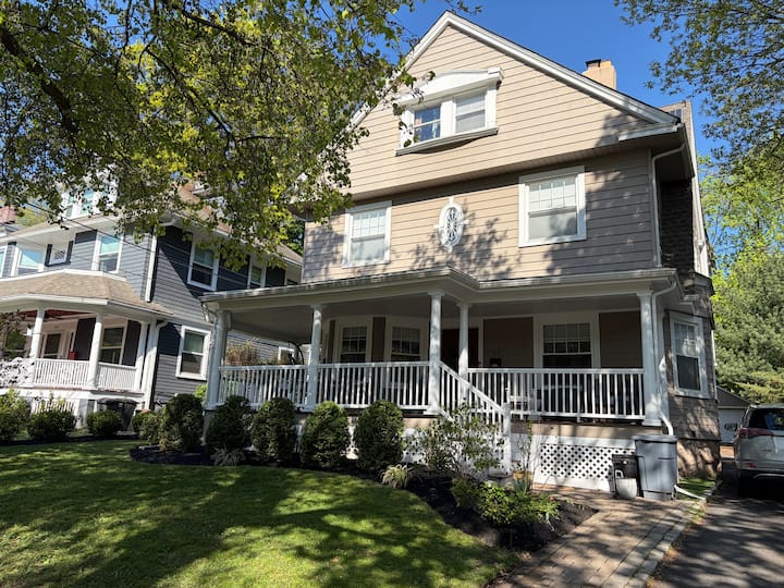 World Cup Stay: Downtown Montclair Home - Montclair, NJ